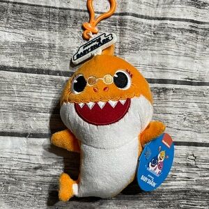 Baby Shark Pink Fong Grandma Shark Plush Keychain Bag Clip NEW w tag!
